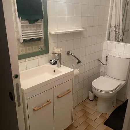 En Bois Dans Ancienne Batisse Ubytování v soukromí Montpellier
